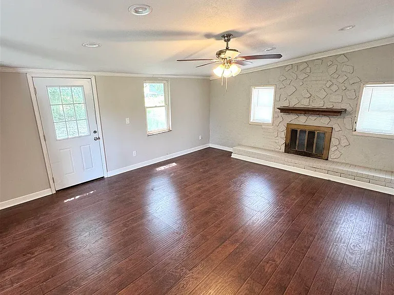 4541 Marseille Dr — Photo 19