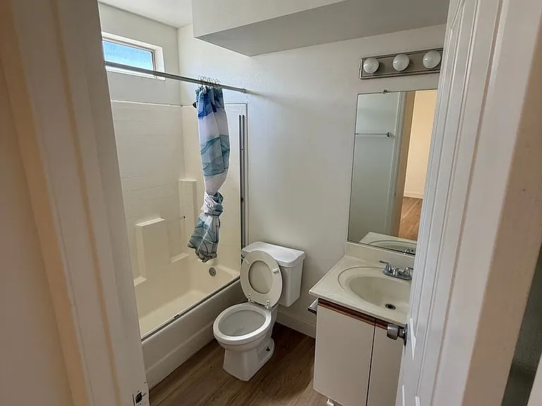 7535 Hellman Ave — Photo 11