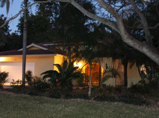 1550 Eastbrook Dr, Sarasota, FL 34231