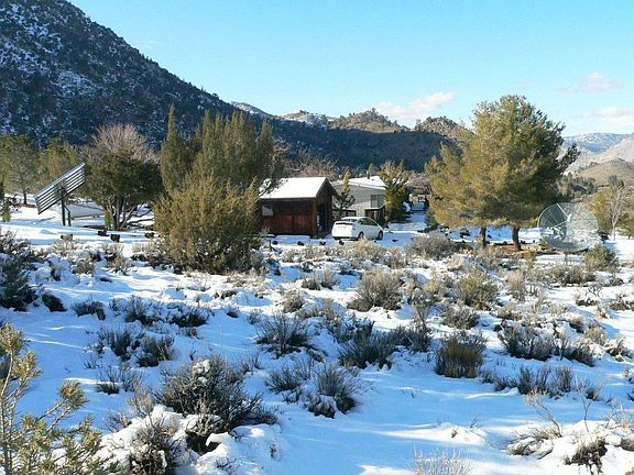 Off the grid, has own well