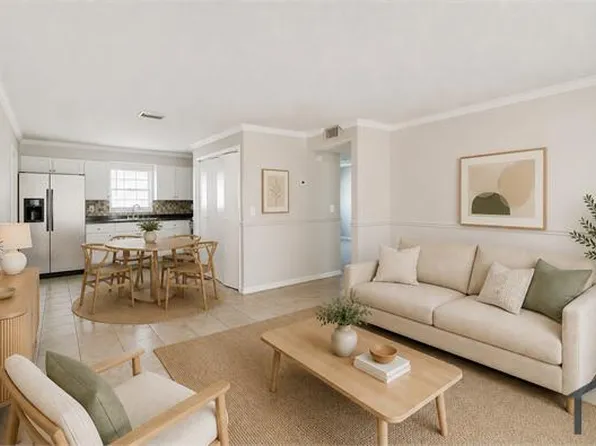 8727 N 50th St APT A, Tampa, FL 33617