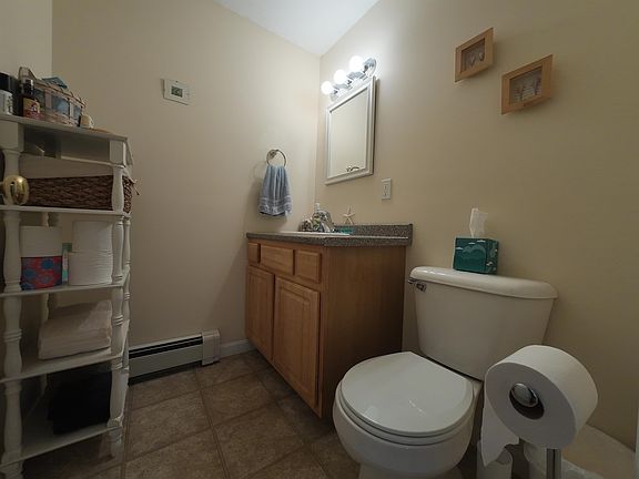 5th image of 211 W Mitchell Street