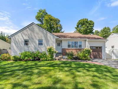 51 Albemarle Road, White Plains, NY, 10605