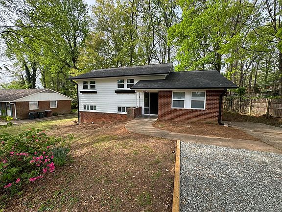 3rd image of 3523 Lawndale Dr