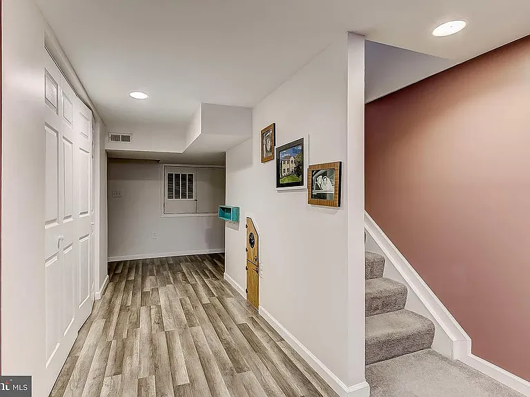 1636 S Hanover St — Photo 23