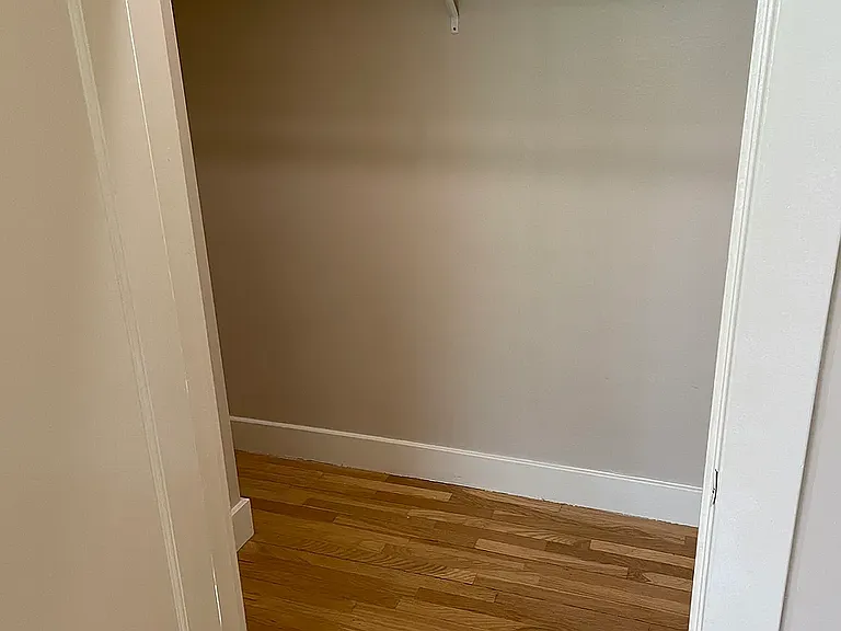 1525 Spruce St #25 — Photo 13