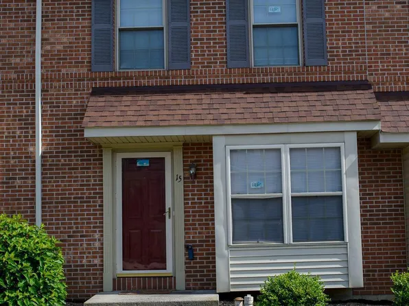 15 Acorn Blvd, Lancaster, PA 17602