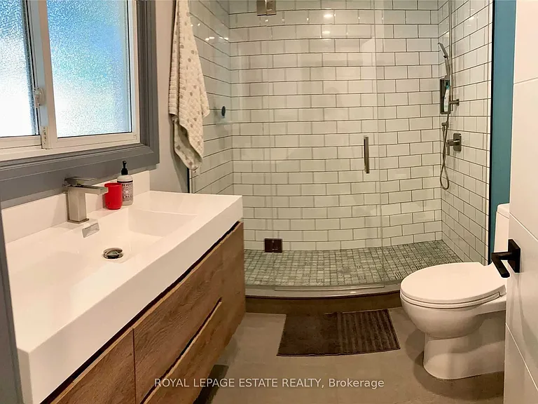 35 Queenslea Dr #70 — Photo 13