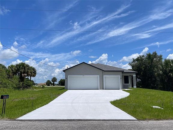 2nd image of 8051 Sherwood Cir