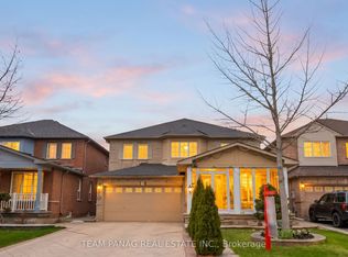 10 Hollowgrove Blvd, Brampton, ON L6P1B2