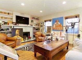 8702 Lookout Mountain Ave, Los Angeles, CA 90046