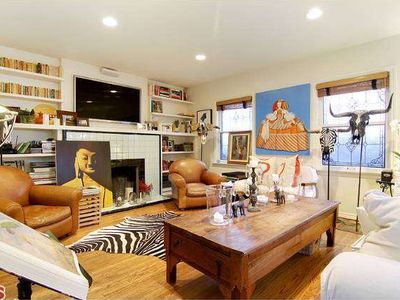 8702 Lookout Mountain Ave, Los Angeles, CA, 90046