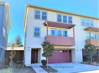 1605 Cali Ln, Healdsburg, CA 95448
