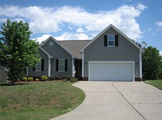 513 Omaha Dr, Broadway, NC 27505