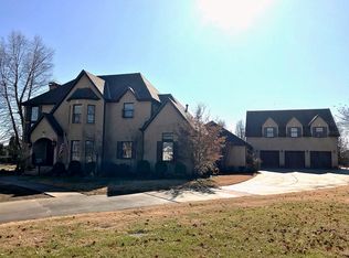 36 W Champions Blvd, Rogers, AR 72758