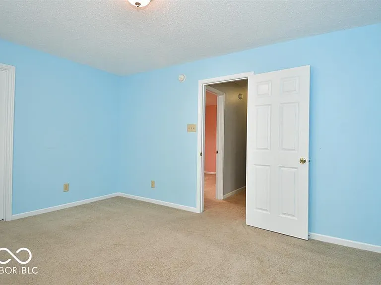 15208 Radiance Dr — Photo 41