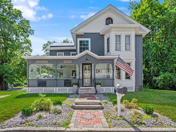 47 Oak Street, Milford, NH 03055