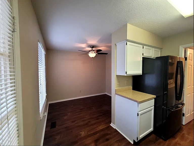 3407 Spanish Villa Dr #1 — Photo 4