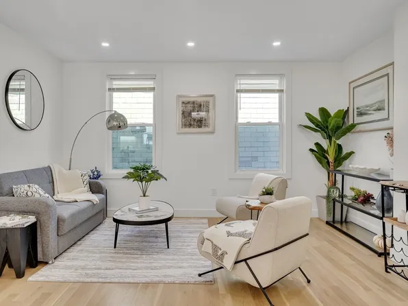 63 Oak St #2, Somerville, MA 02143