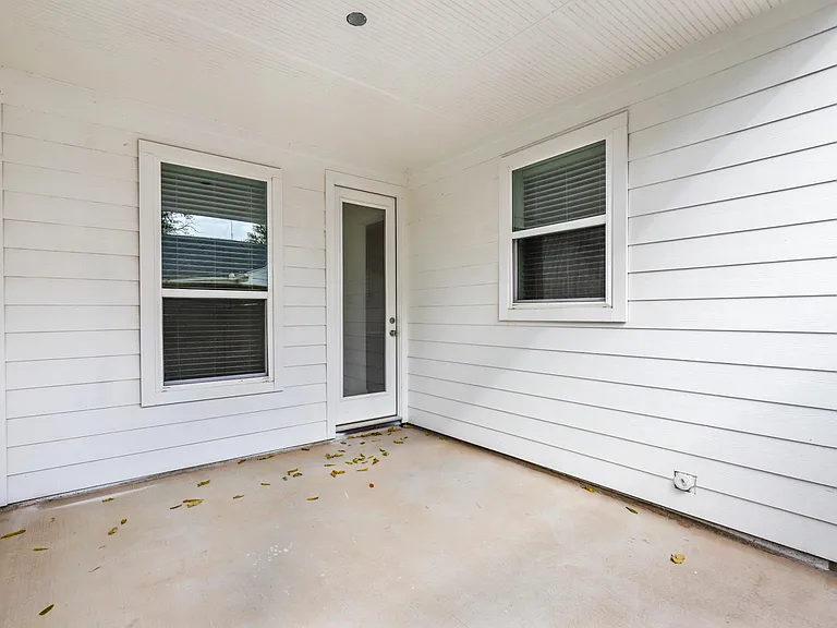 228 Sunset Ln — Photo 41