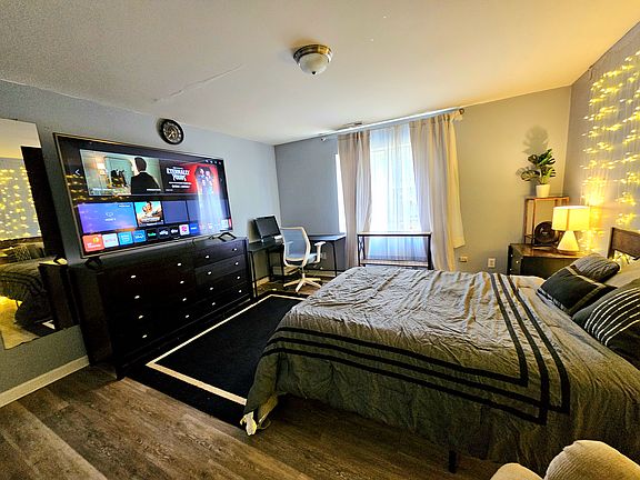 2nd image of 6507 Summertree Ln #3
