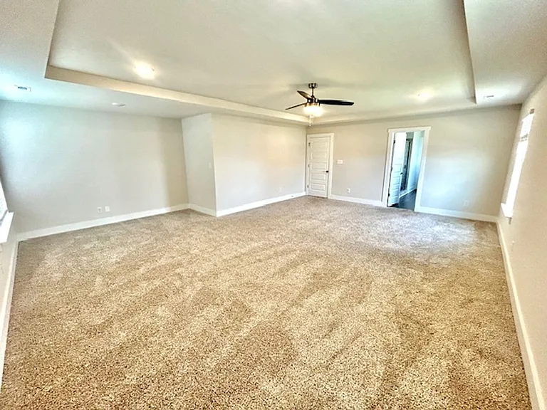 115 Hutchinson Rd — Photo 40