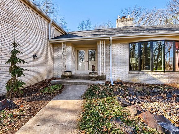 2nd image of 23 Evergreen Rd