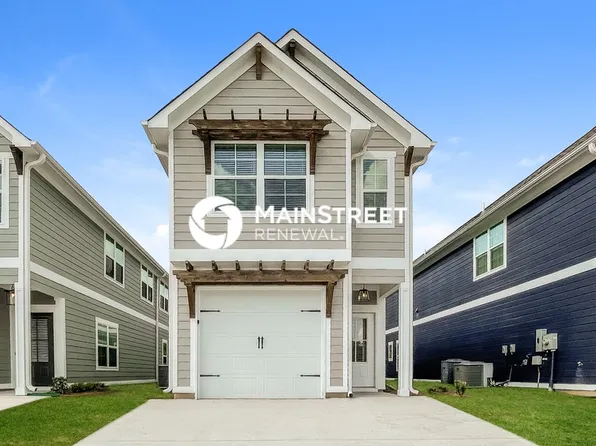 172 Creek Run Way, Calera, AL 35040
