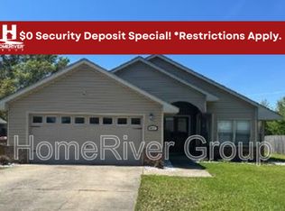 5467 Tucker Cir, Pace, FL 32571