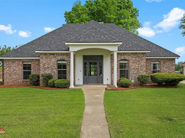 1821 Castlewood Dr, Bossier City, LA 71111