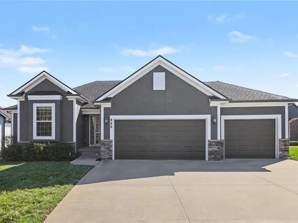929 NW Scenic Dr, Grain Valley, MO 64029