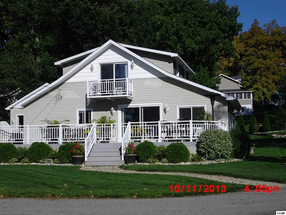 1st image of 5395 Parkwood Dr