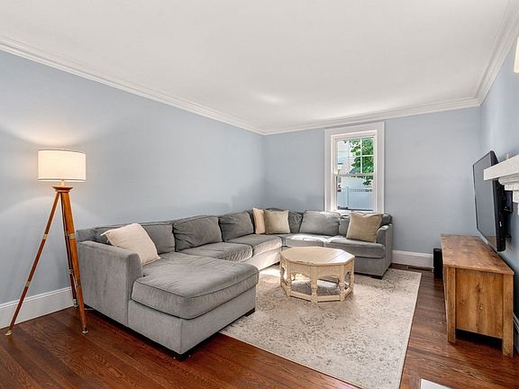 5th image of 35 Gorham Rd