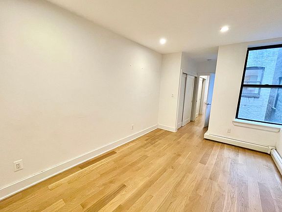 3rd image of 2051 Frederick Douglass Blvd APT 4A