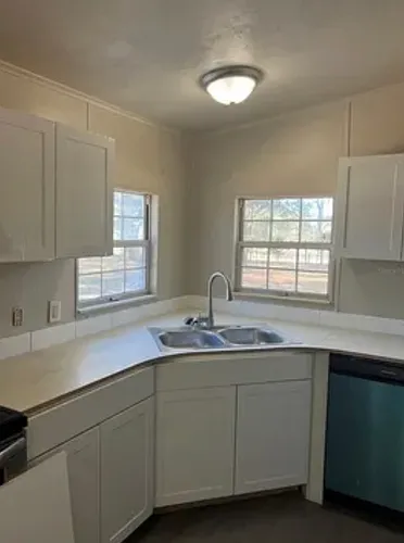 164 SE Marino Way Photo 1