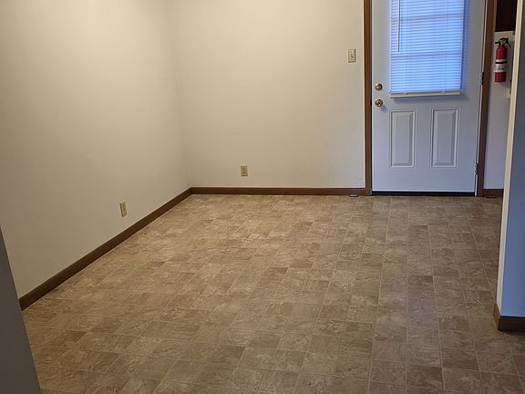 3rd image of 662 Mehaffey Rd #A