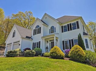 4 Flanagan Dr, Shrewsbury, MA 01545