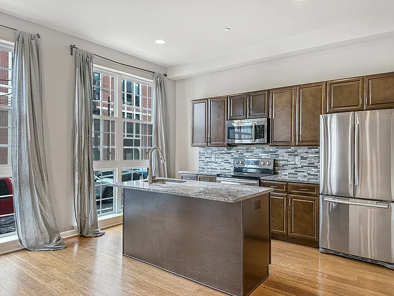 2418 Frankford Ave #A2 — Photo 4