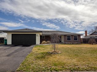 5481 Gatewood Dr, Klamath Falls, OR 97603