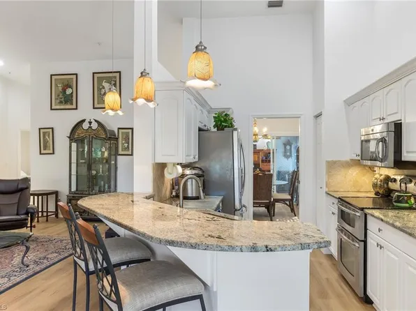 5115 Cedar Springs DR #201, NAPLES, FL 34110