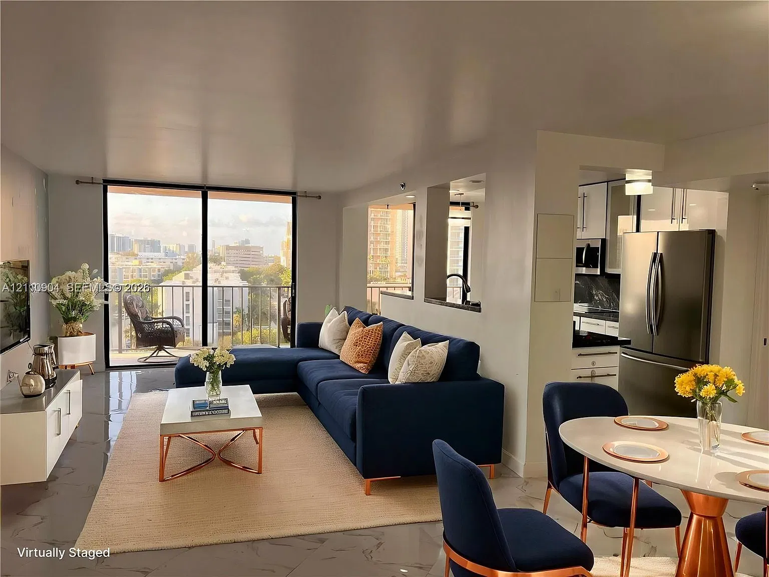 Winston Towers 600 Condo — Photo 2