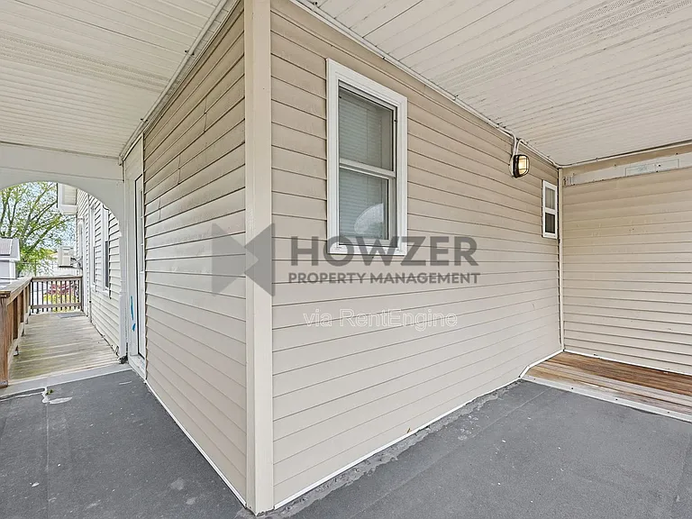 127 Park St #10 — Photo 12