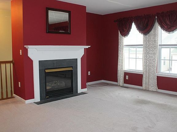 5th image of 2706 Eaton Ct #2706
