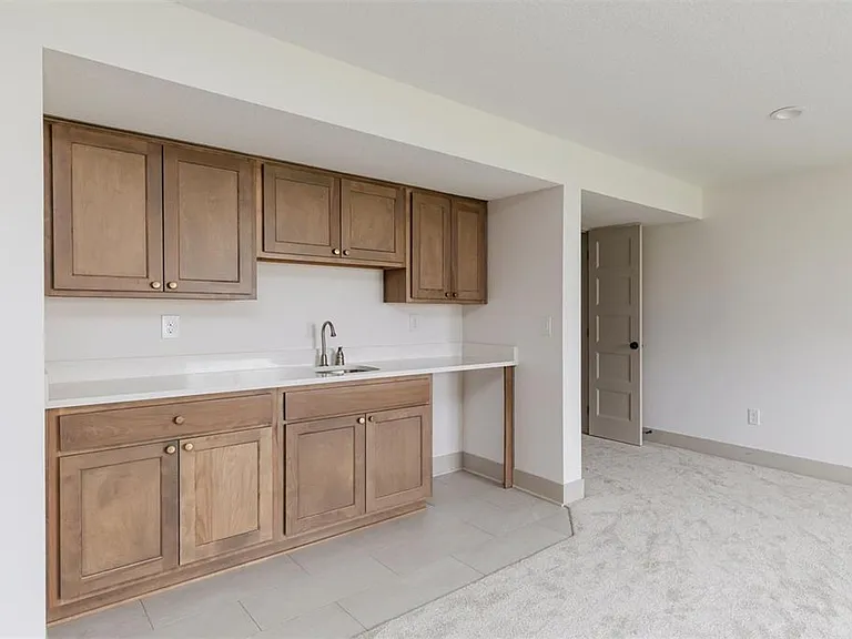 1410 NW Linda Ln — Photo 17