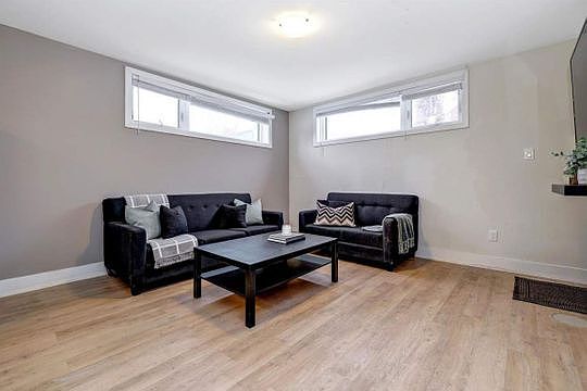 4th image of 149 Henderson Ave #11435289