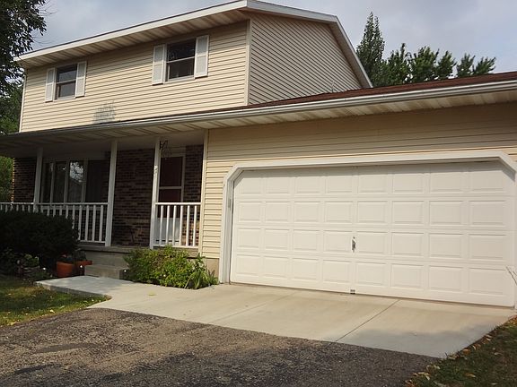 Front of house showing garag