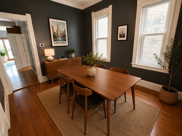 1331 N Oakley Blvd #2 — Photo 3