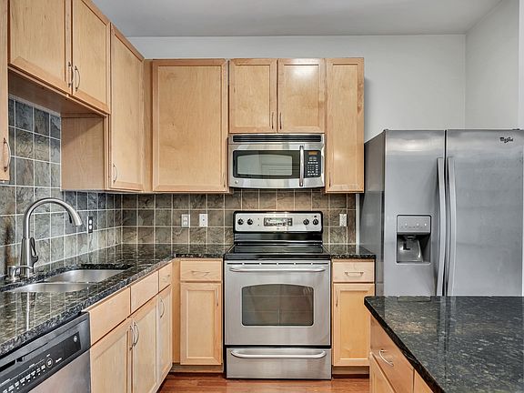 2nd image of 3000 Vanderbilt Pl APT 411