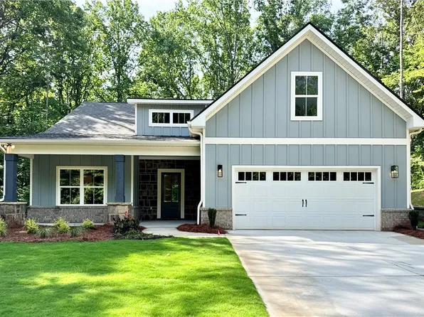 211 Laurel Dr, Westminster, SC 29693