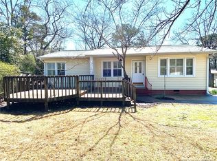 1005 Hemlock Dr, Fayetteville, NC 28304